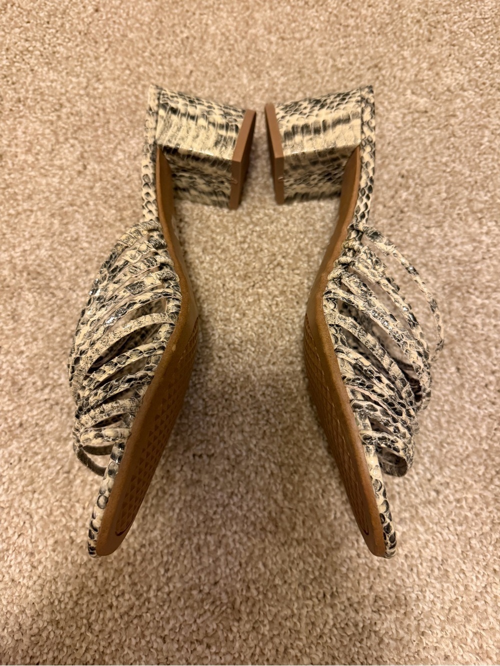 Aerosoles Heel Rest Faux Snakeskin slip on strappy sandals heels 11 NEW no box - Picture 4 of 5